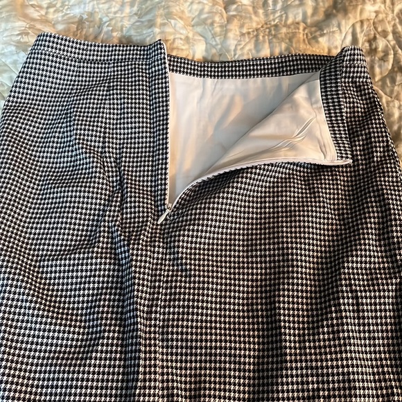 Jacob Size 6 black and white pencil skirt - Picture 2 of 2